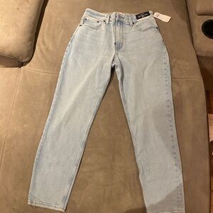 Abercrombie mom jean